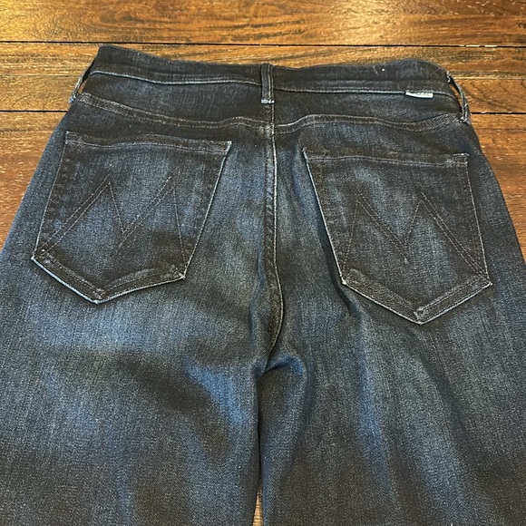 Mother Mid Rise Dazzler Ankle Jean - Picture 8 of 16